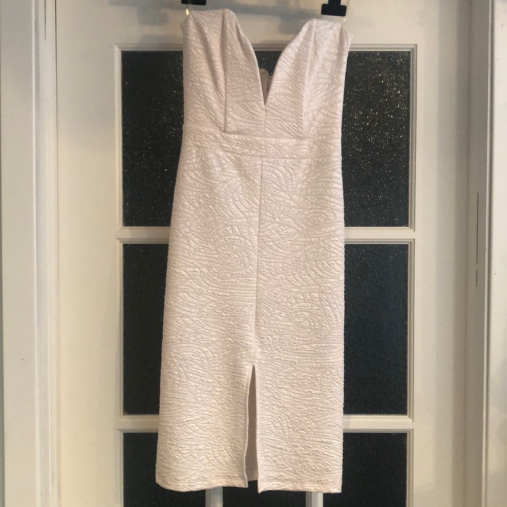 Love Culture Tube Dress (Knee Length)